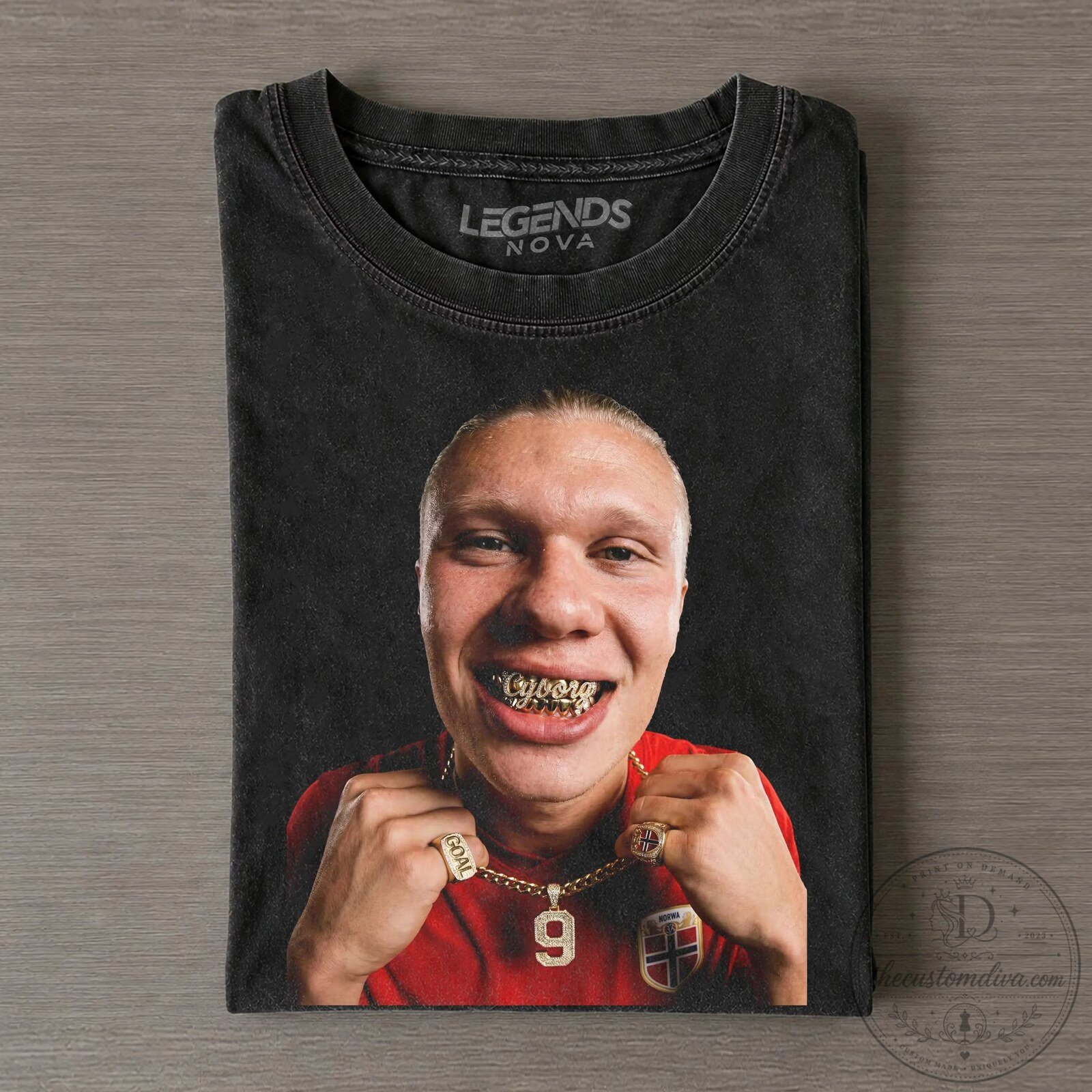 Erling Haaland Norway Football Player Gold Grillz Portrait T-Shirt