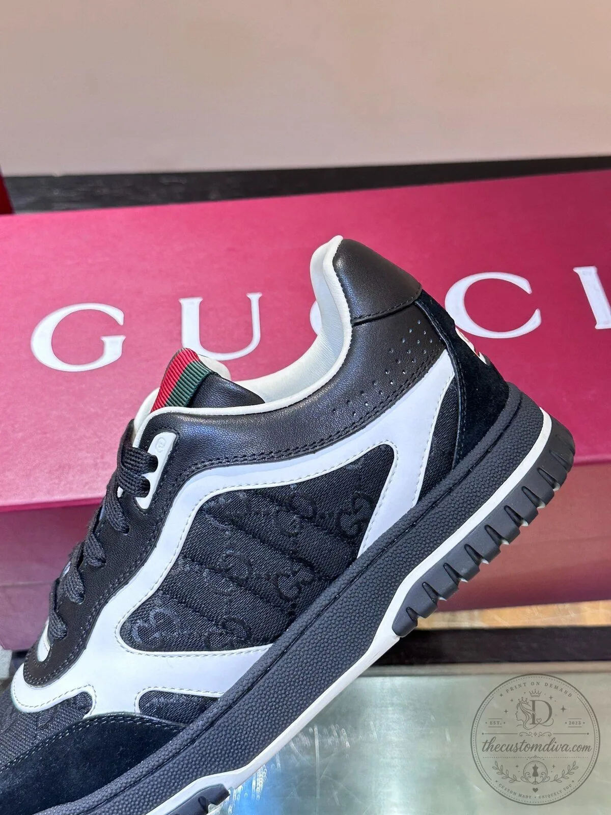 Gucci Black White Stripe Logo Pattern Fashion Sneakers 11 Gucci Black White Stripe Logo Pattern Fashion Sneakers