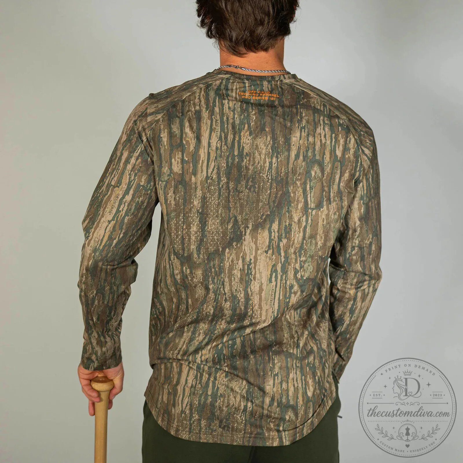 Realtree Legacy Diamond Tech Camouflage Long Sleeve Shirt for Men 12 Realtree Legacy Diamond Tech Camouflage Long Sleeve Shirt for Men