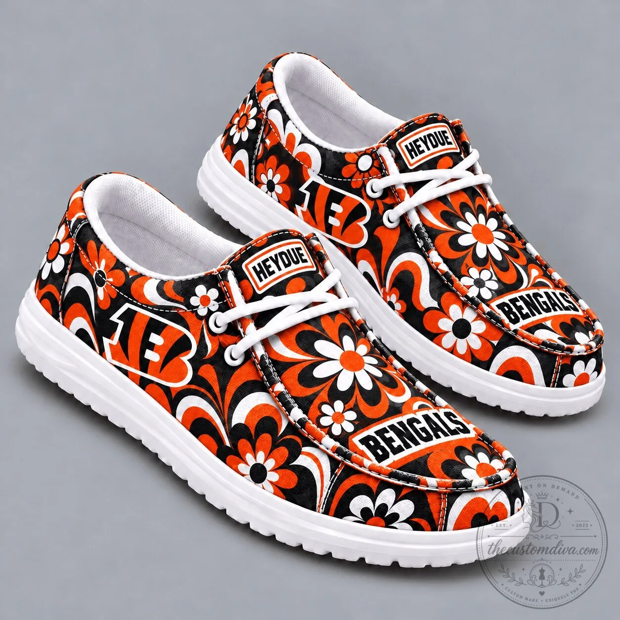 Cincinnati Bengals NFL Team Logo Groovy Floral Print Casual Shoes for Men and Women